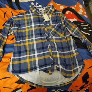 Plaid button down with side slits NWT